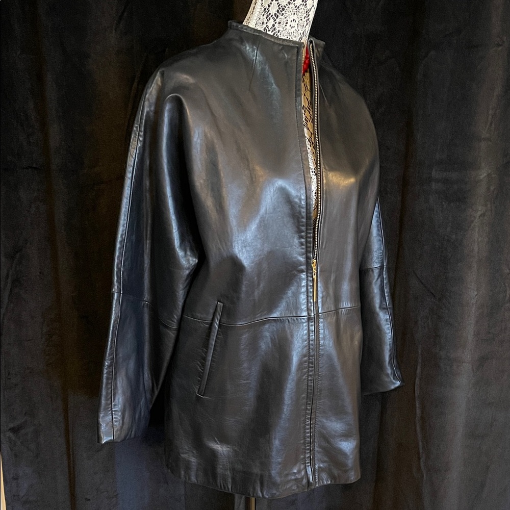 Ellen Tracy Black Leather Jacket with Gold Zipper - Picture 4 of 8